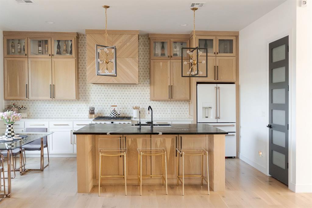 1127 NW 56th Street Unit: B