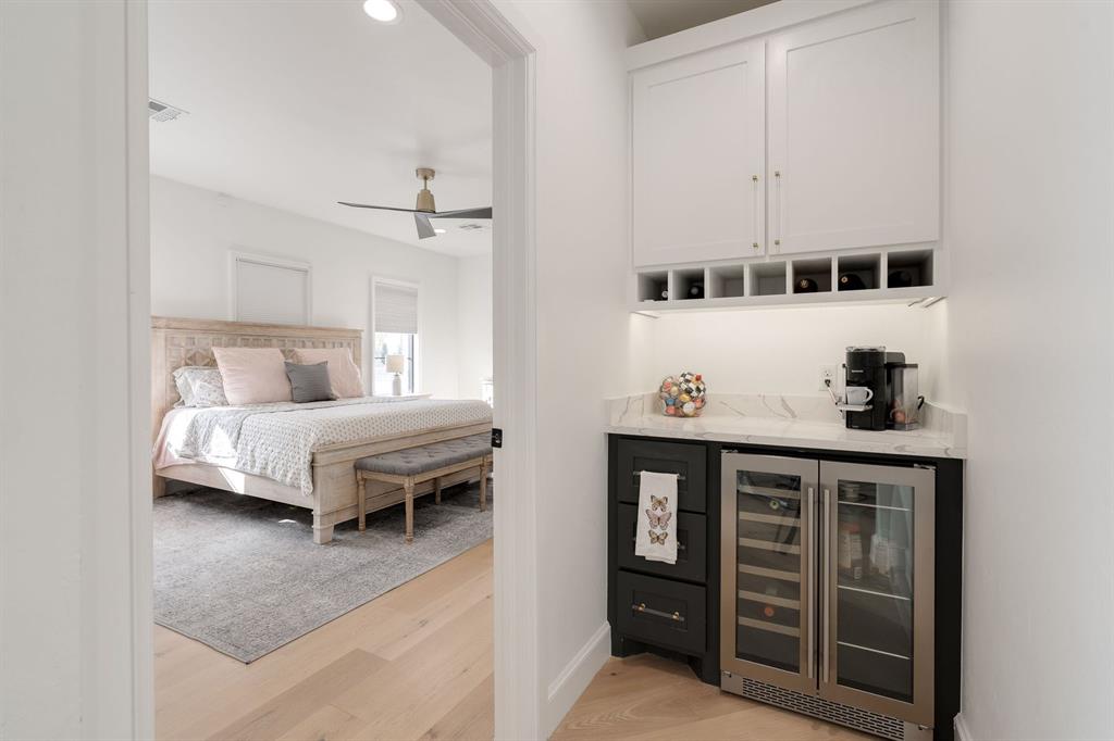 1127 NW 56th Street Unit: B