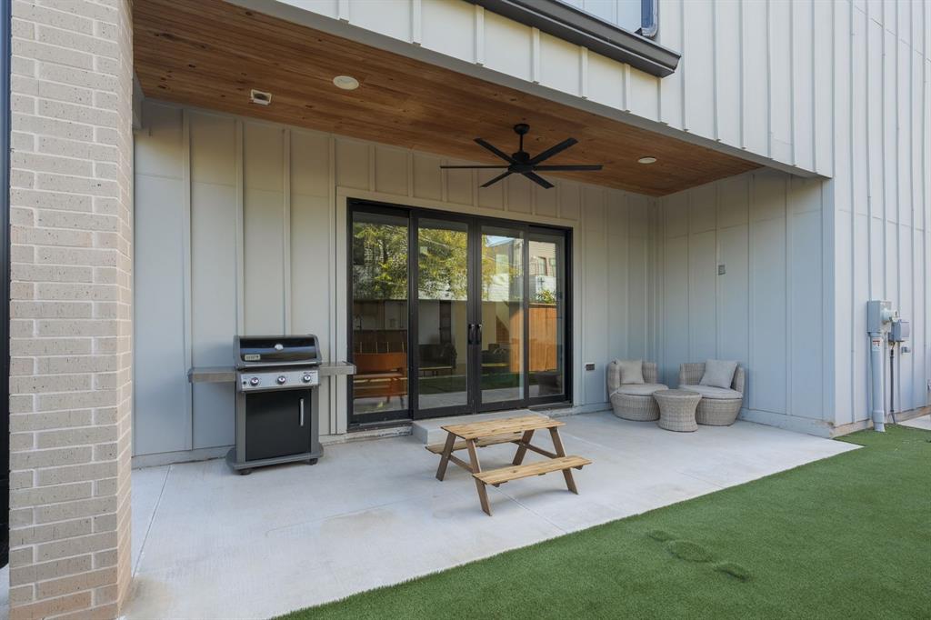 1127 NW 56th Street Unit: B