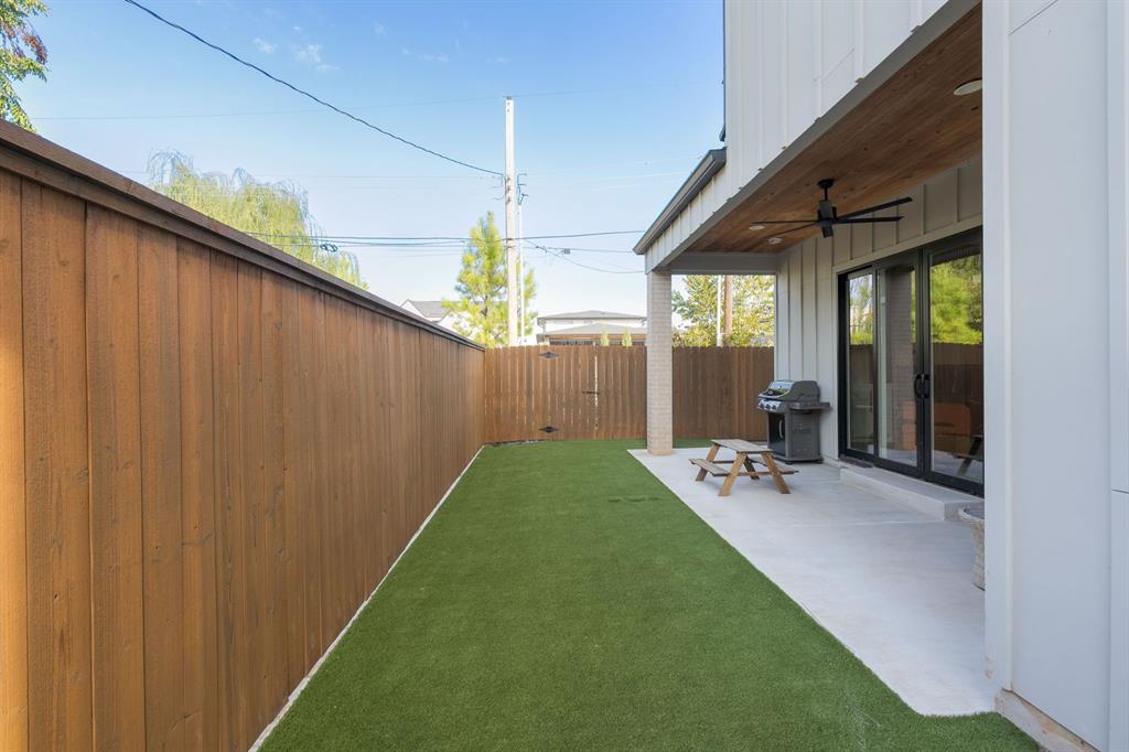 1127 NW 56th Street Unit: B