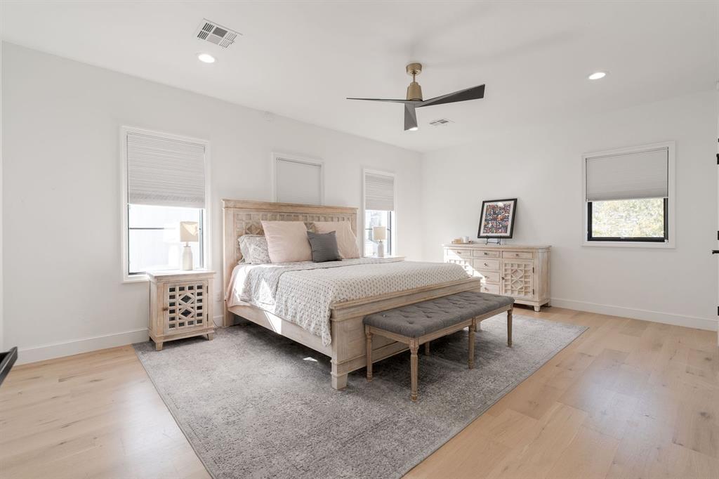 1127 NW 56th Street Unit: B