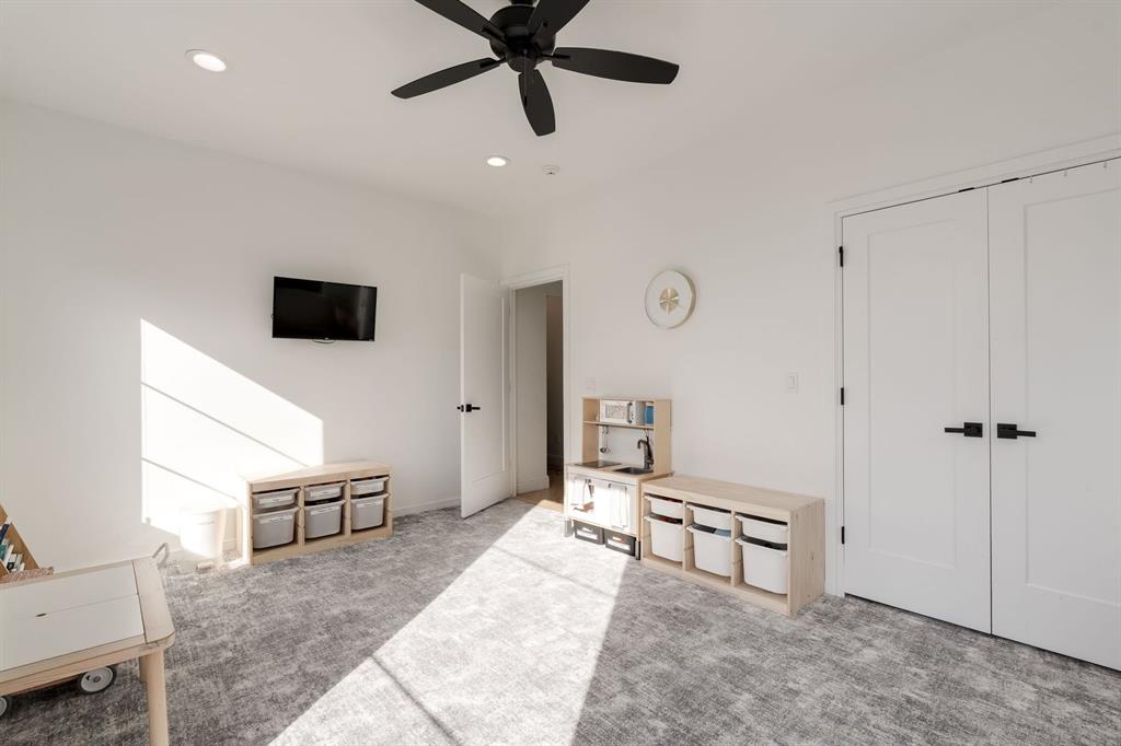 1127 NW 56th Street Unit: B