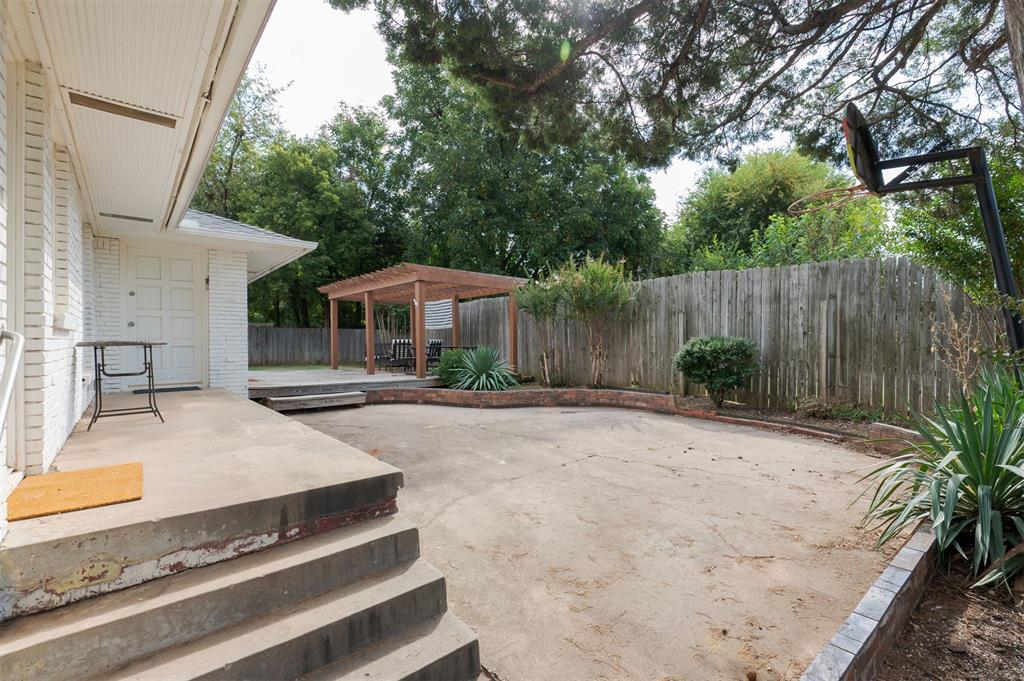 1908 Dorchester Drive