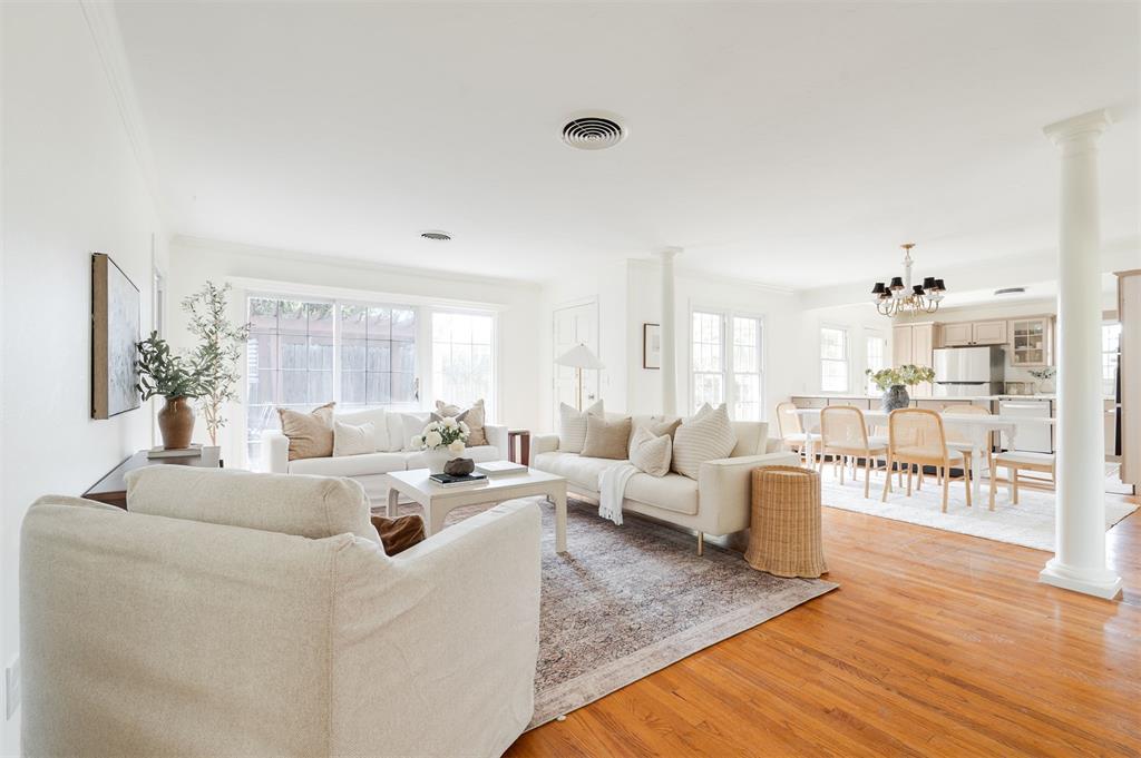 1908 Dorchester Drive