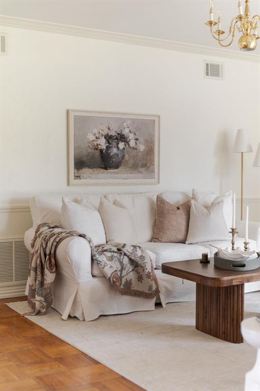 1908 Dorchester Drive