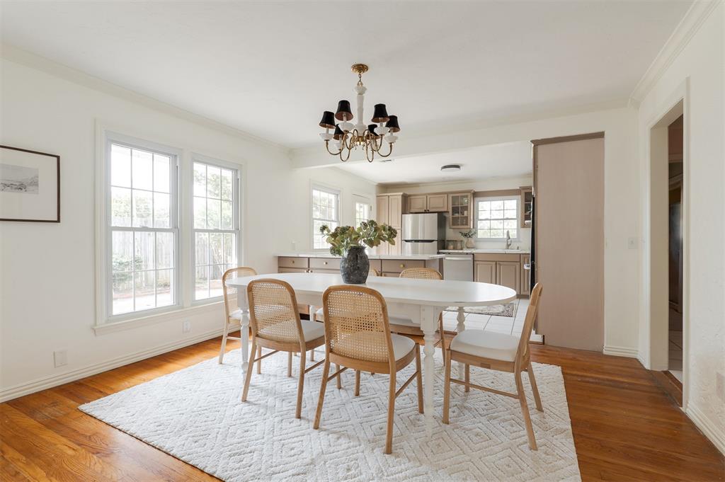 1908 Dorchester Drive