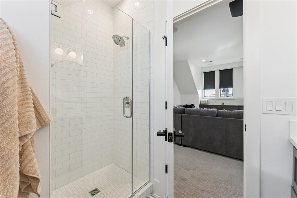 1924 Runway Boulevard