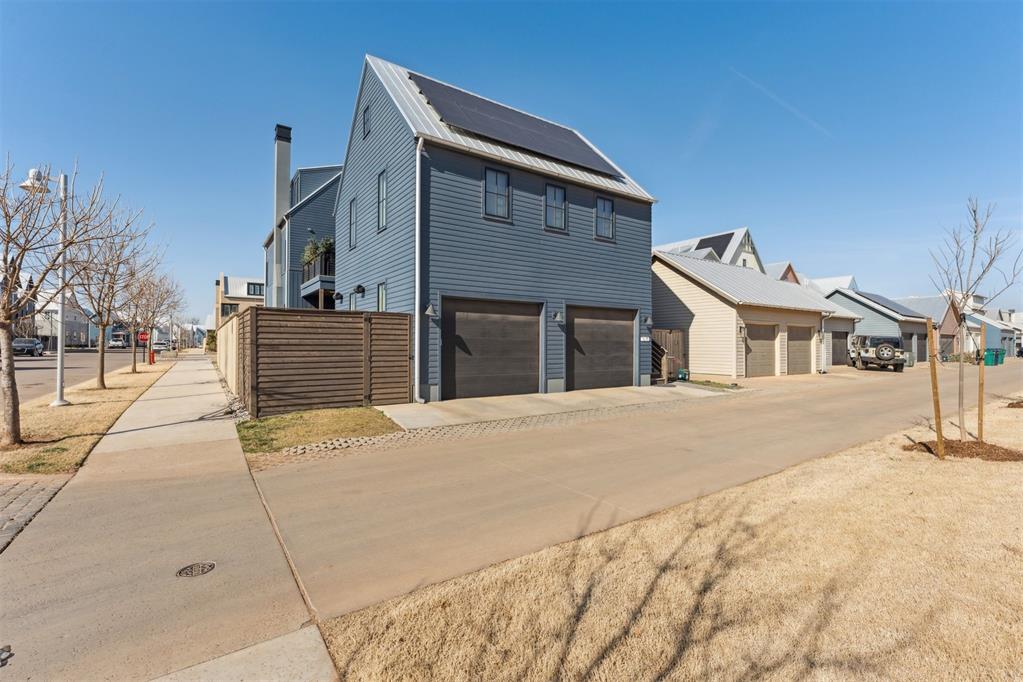 1924 Runway Boulevard