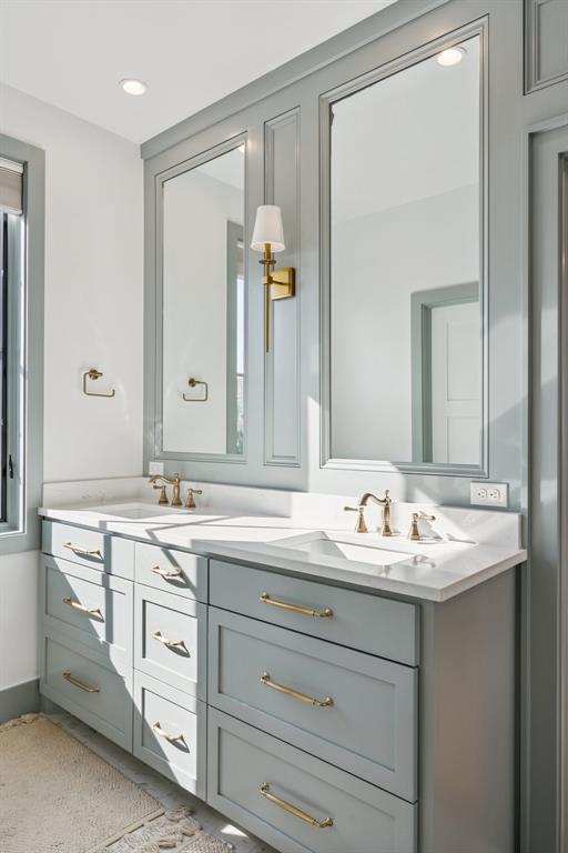 1924 Runway Boulevard