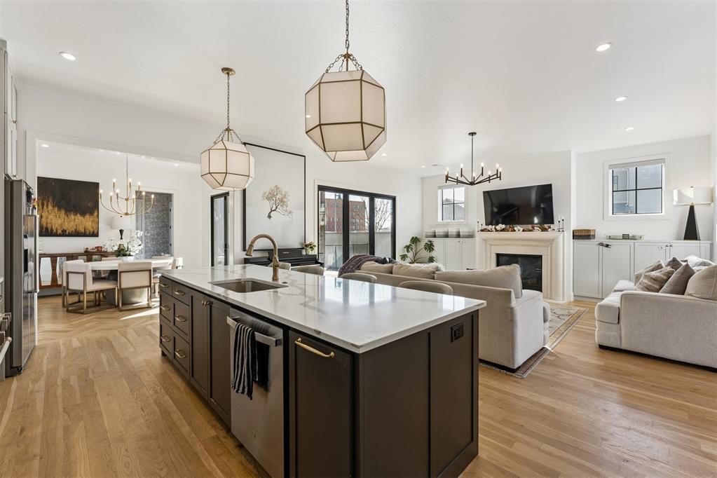 1924 Runway Boulevard