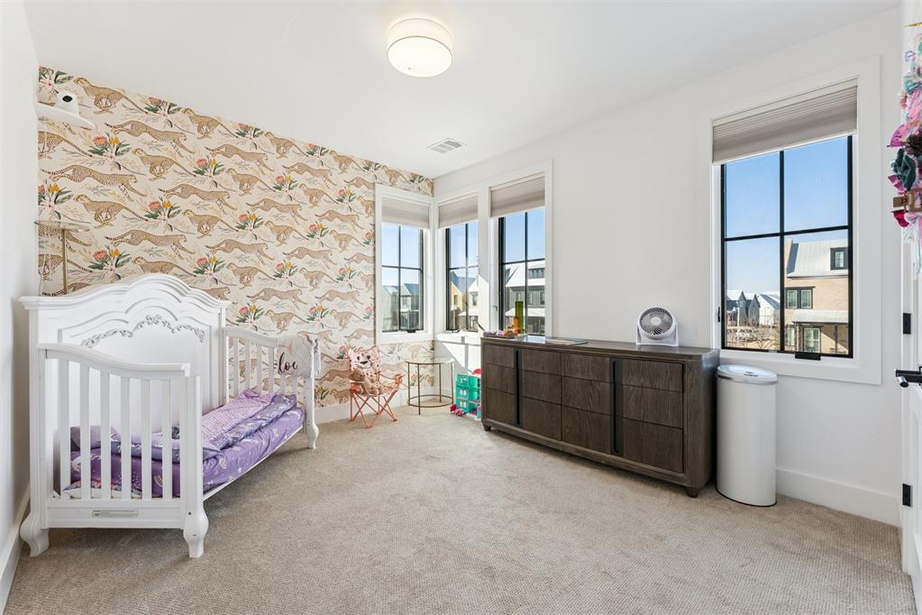 1924 Runway Boulevard