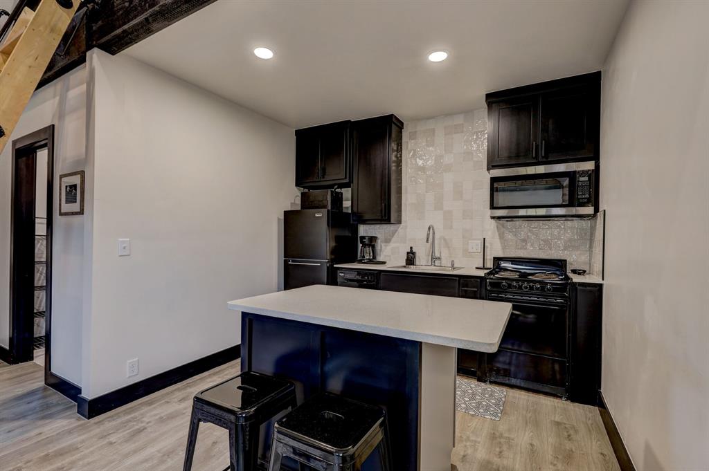 810 NW 36th Street