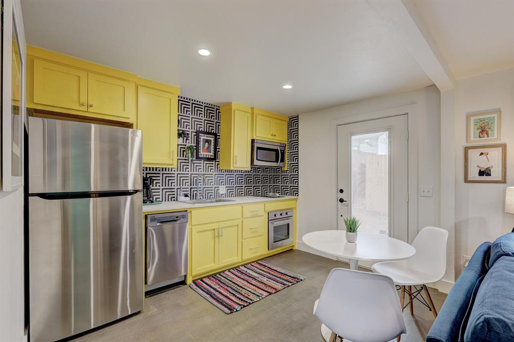 810 NW 36th Street
