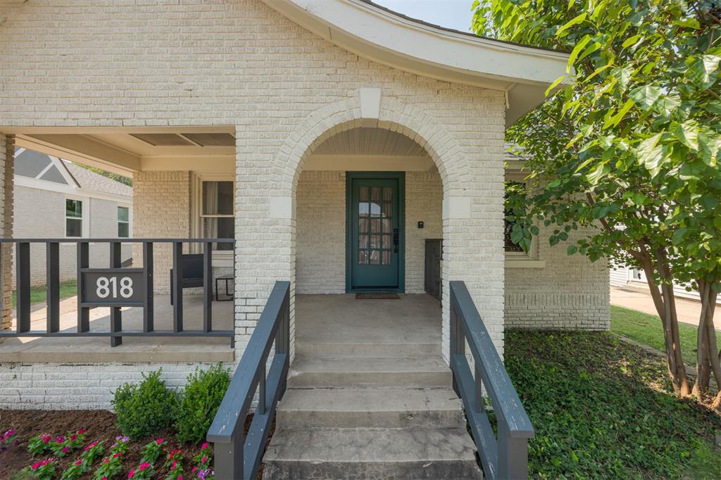 818 NW Eubanks