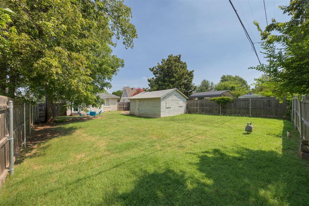 818 NW Eubanks