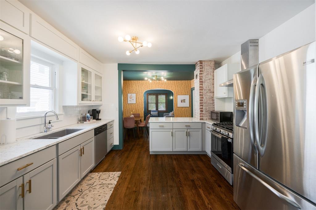 818 NW Eubanks