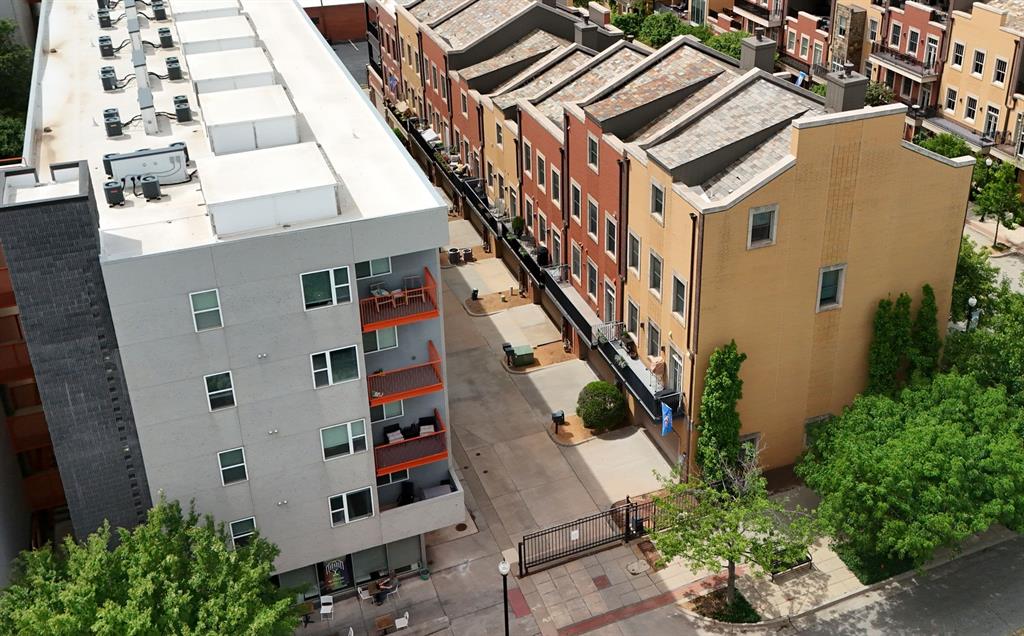 26 NE 3rd Street