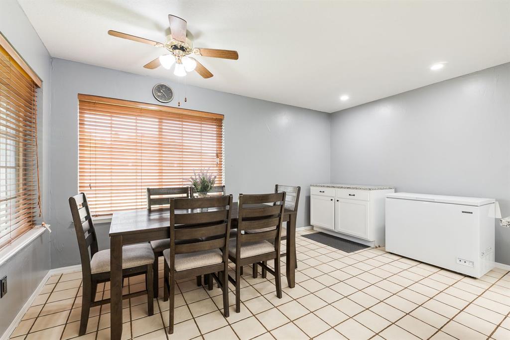 8105 Harvest Hills South Boulevard