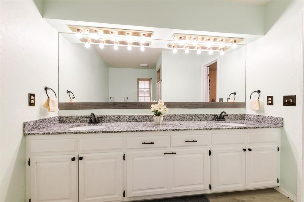 8105 Harvest Hills South Boulevard