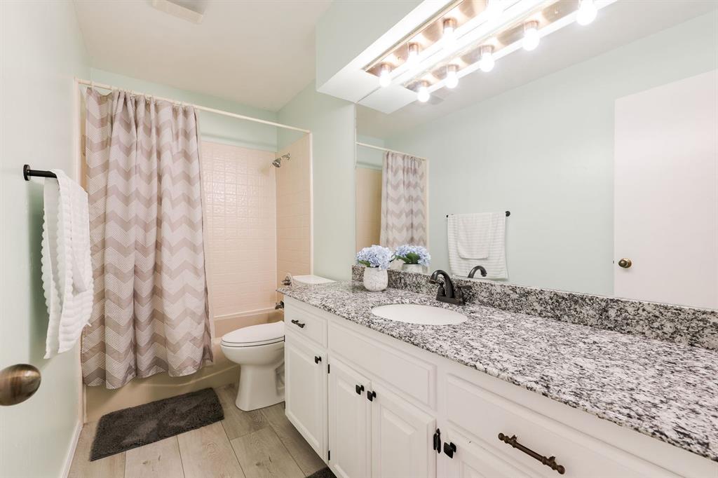 8105 Harvest Hills South Boulevard