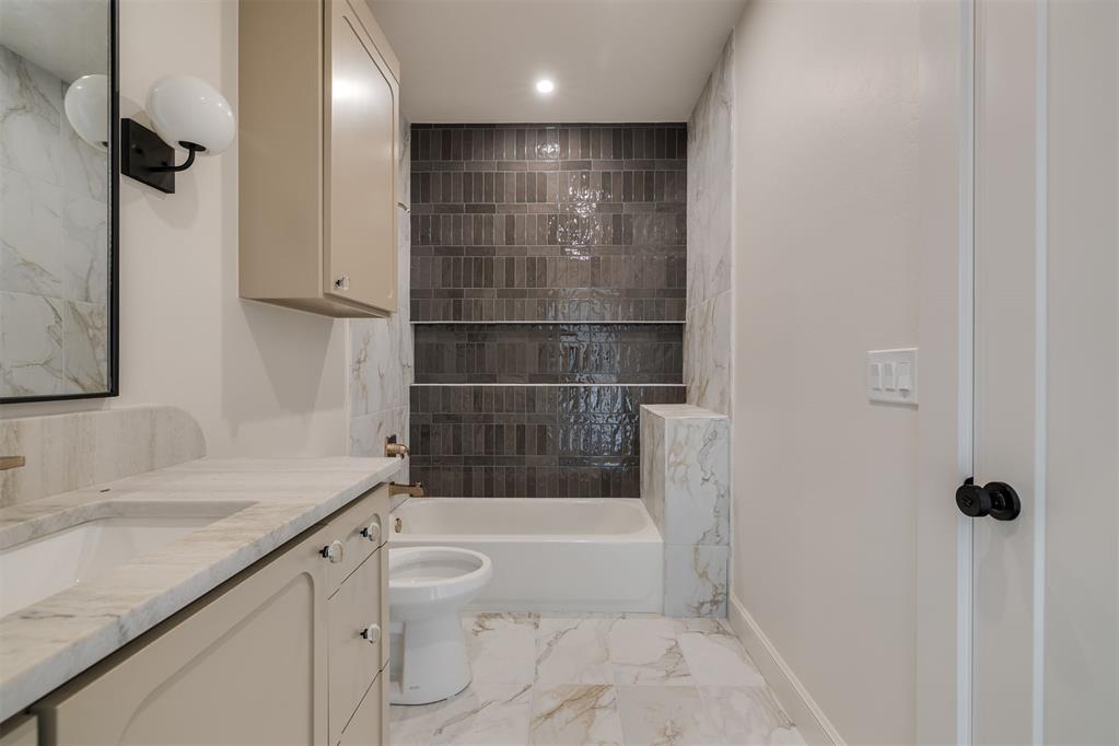 7940 Stagecoach Circle