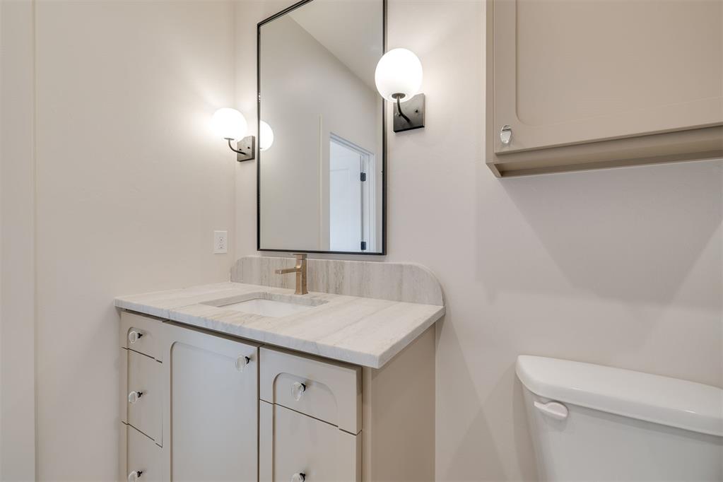 7940 Stagecoach Circle