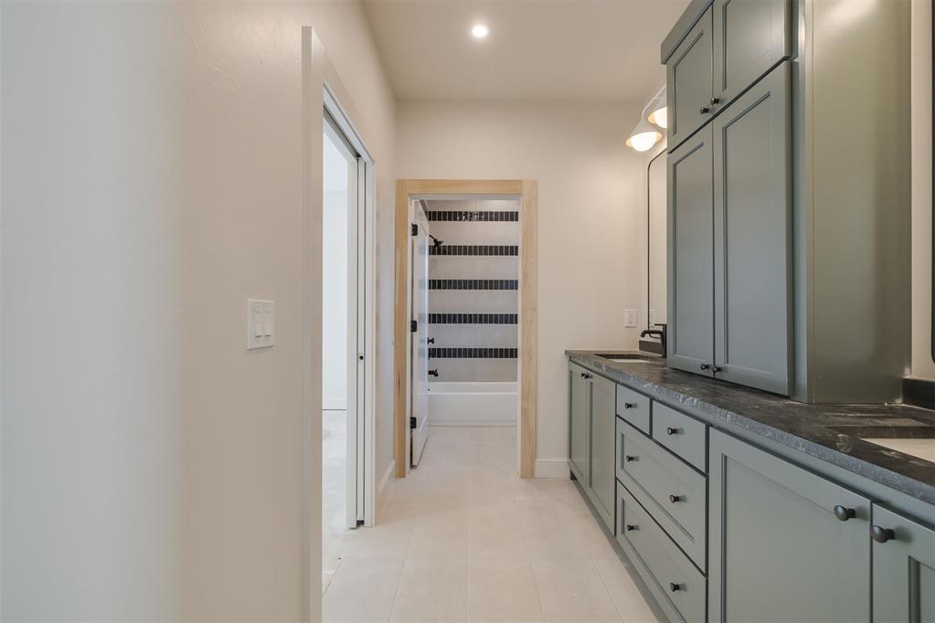 7940 Stagecoach Circle