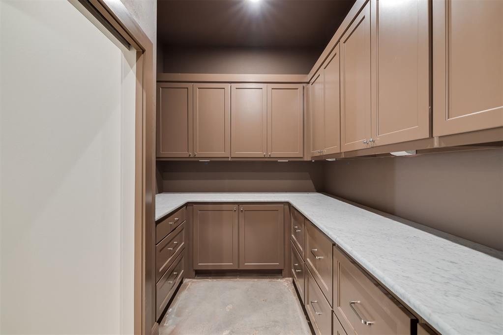 7940 Stagecoach Circle
