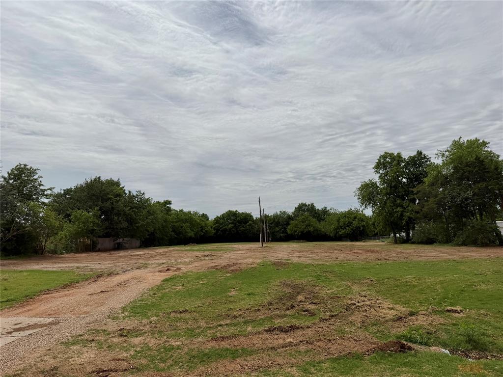 2833 Guilford Lane