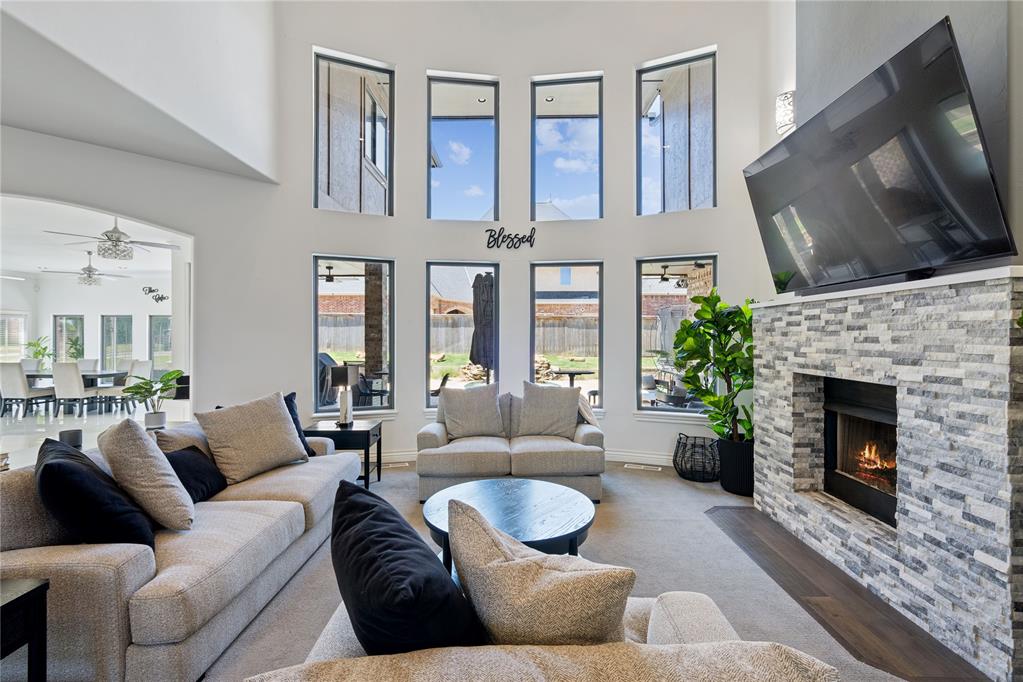 16801 Kinross Circle
