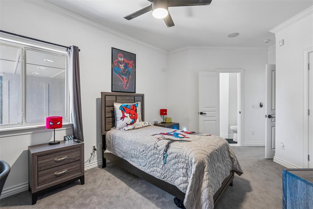 16801 Kinross Circle