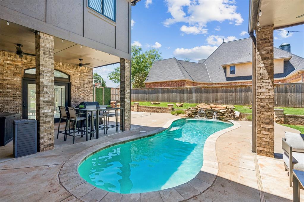 16801 Kinross Circle