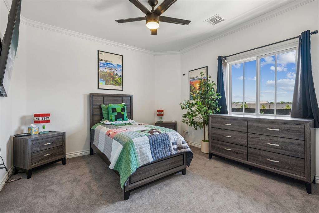 16801 Kinross Circle