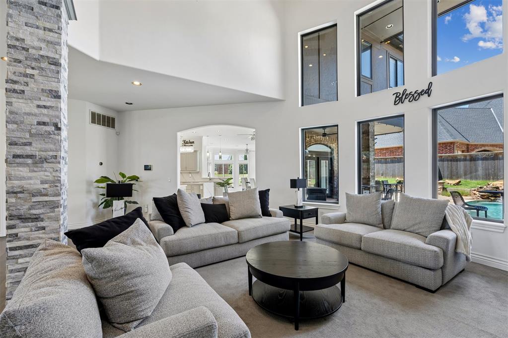 16801 Kinross Circle
