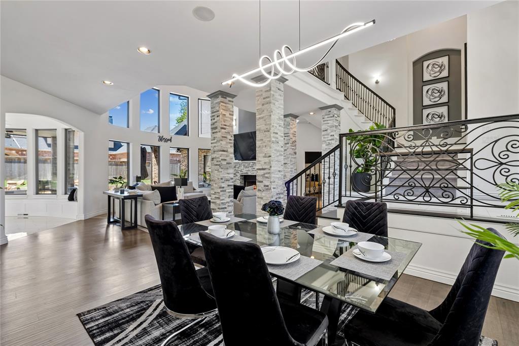 16801 Kinross Circle