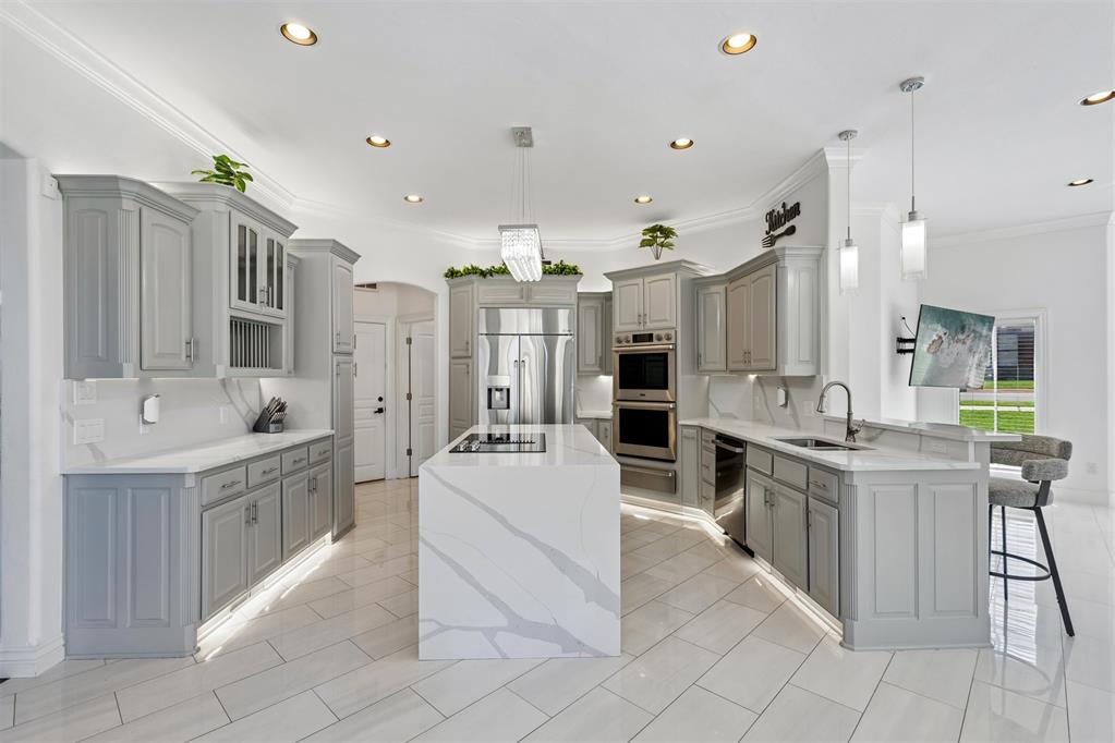 16801 Kinross Circle