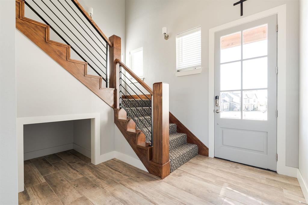 499 Old Farm Road