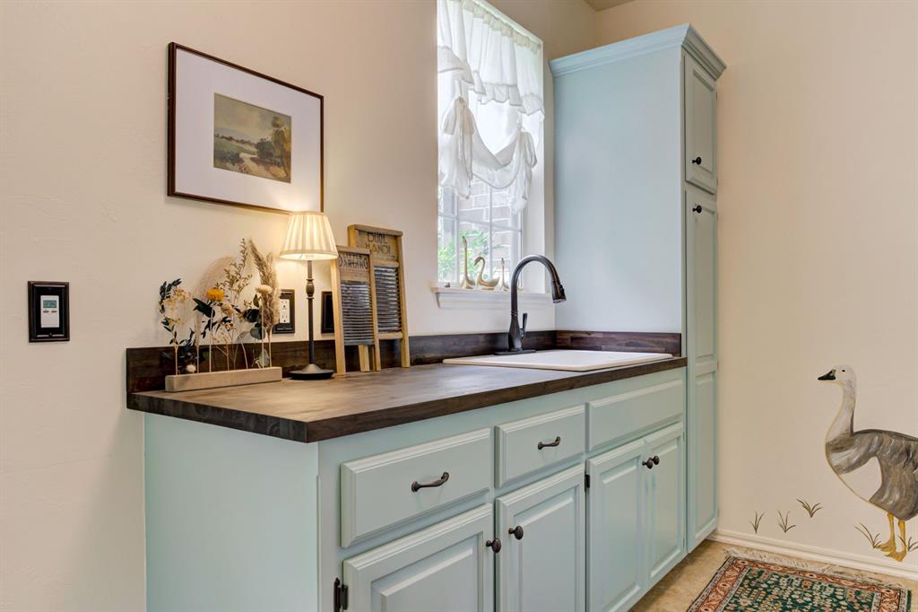1120 Torre Pines Court