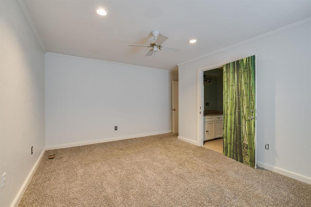 1200 Oak Tree Drive