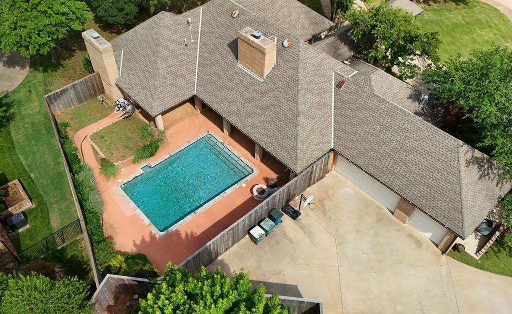 1200 Oak Tree Drive