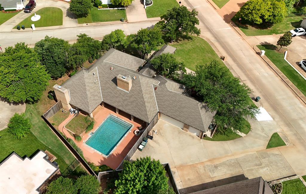 1200 Oak Tree Drive