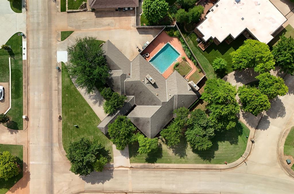 1200 Oak Tree Drive
