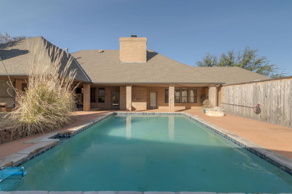 1200 Oak Tree Drive