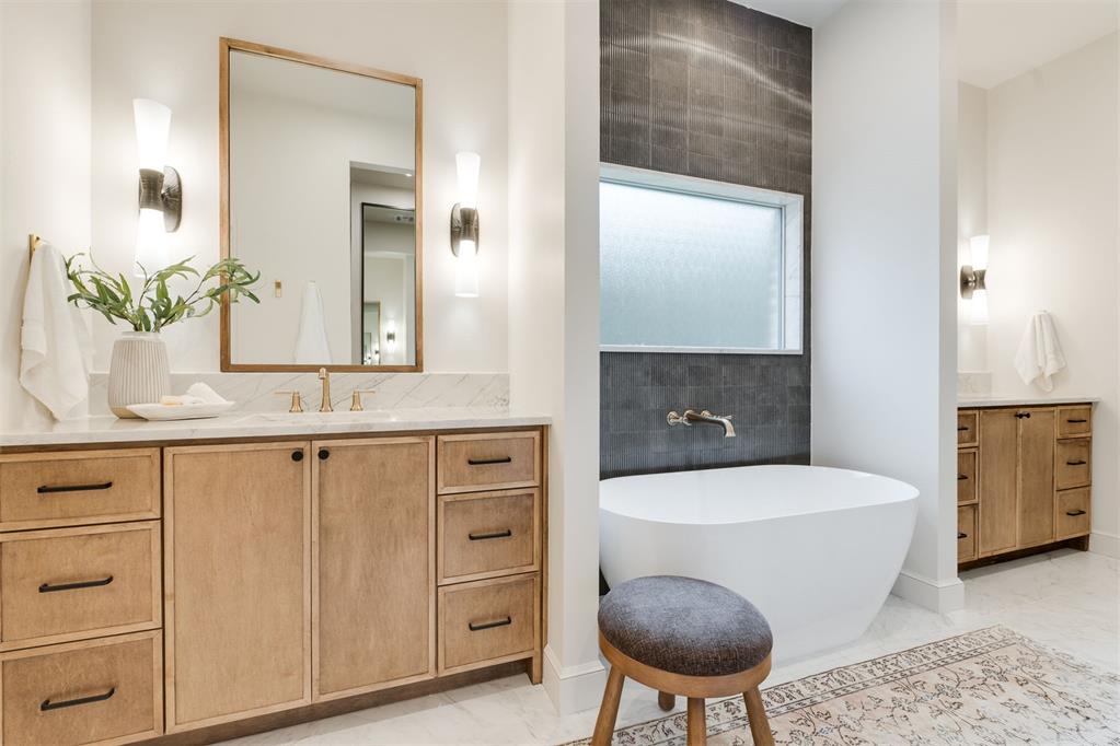 7940 Stagecoach Circle