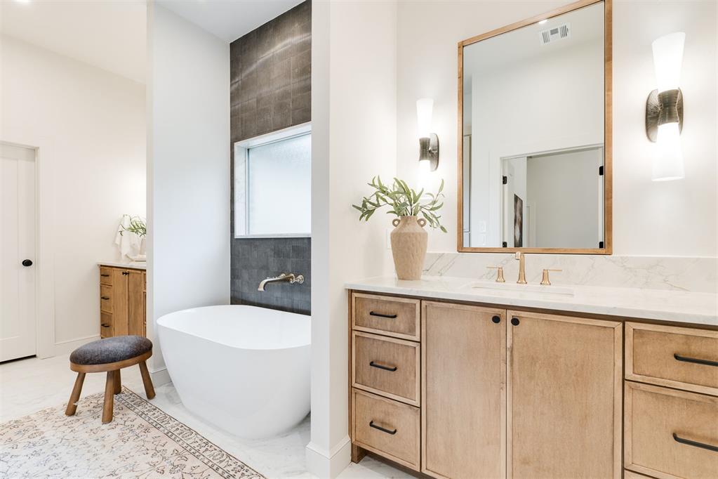7940 Stagecoach Circle