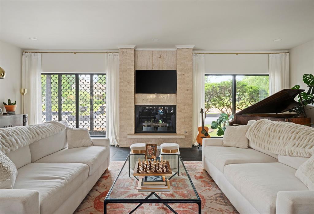 12801 Twisted Oak Road