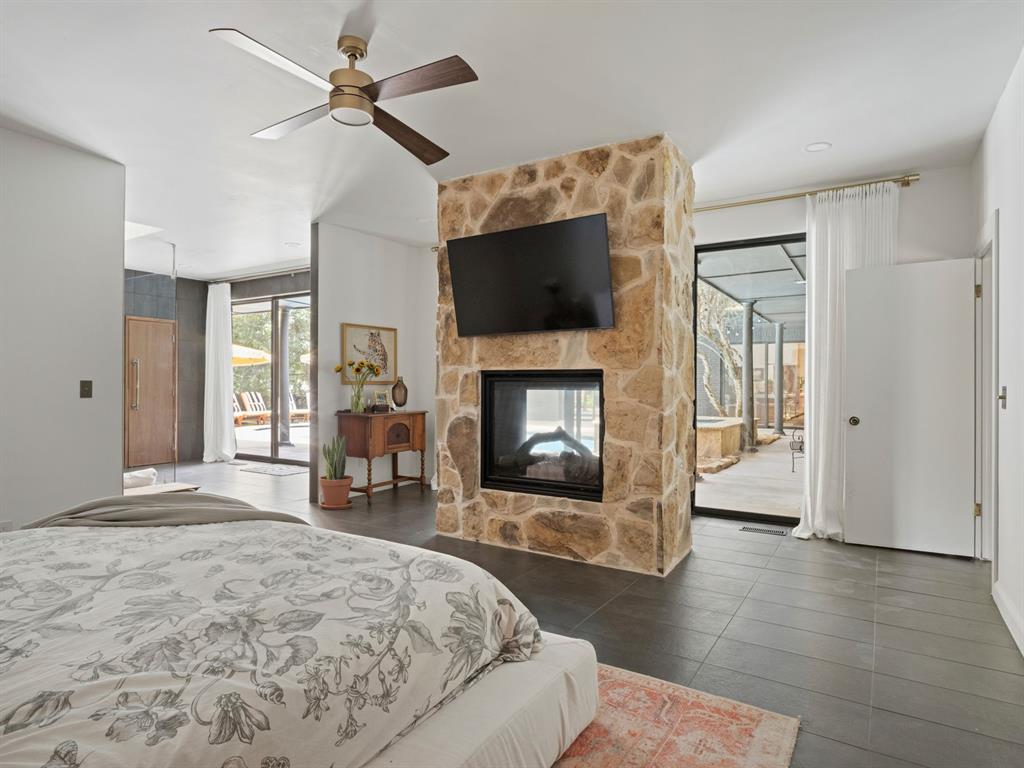 12801 Twisted Oak Road