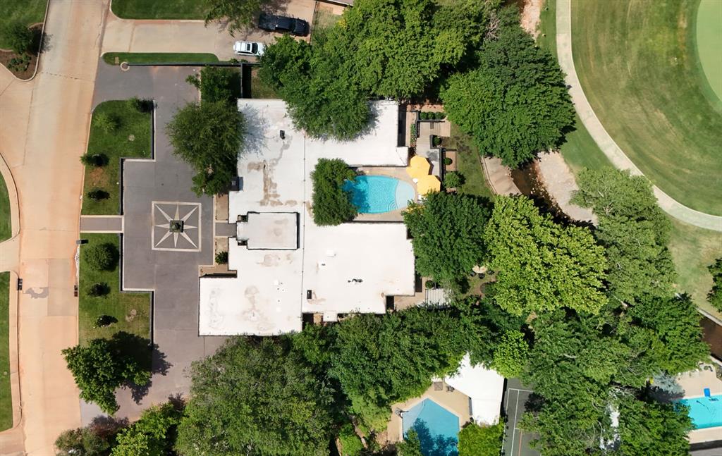 12801 Twisted Oak Road
