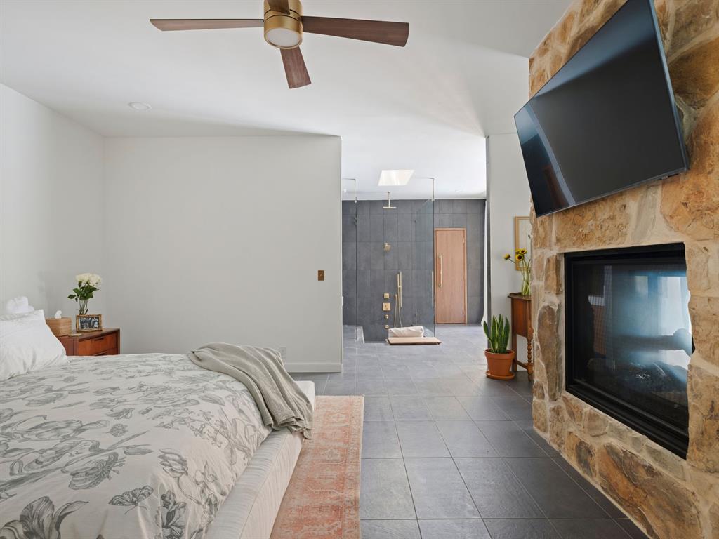 12801 Twisted Oak Road