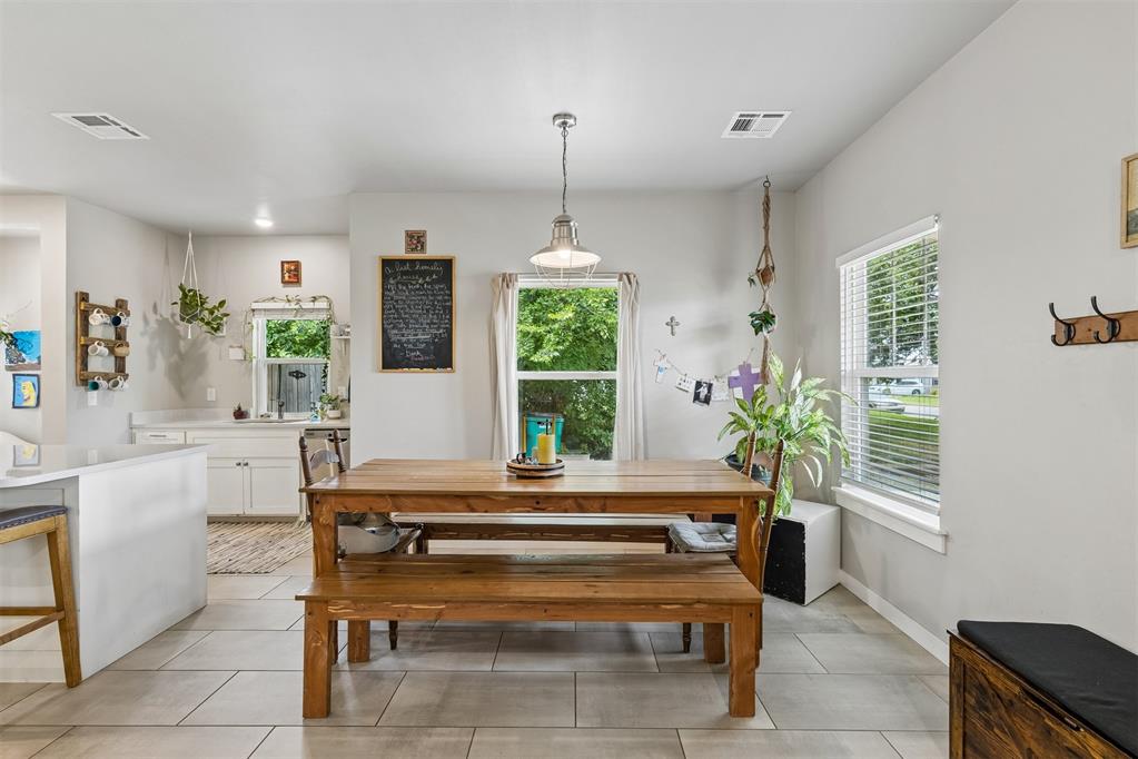 720 NE 30th Street